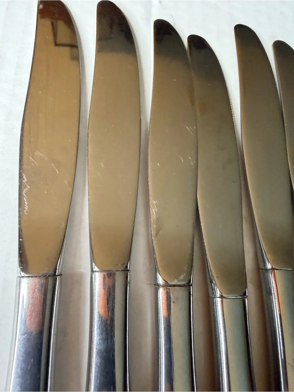 Complete 24-Pc Oneida Lasting Rose Stainless Flatware Set - 3 Pc Service for 8